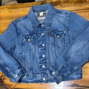 Levi's Classic  Denim Jacket (silver label)